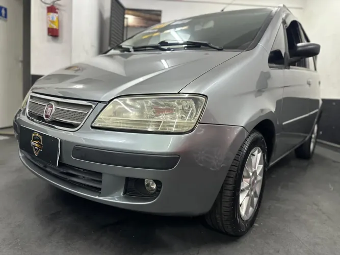 Fiat Idea ELX 1.4 MPI Fire Flex 8V 5P 2010