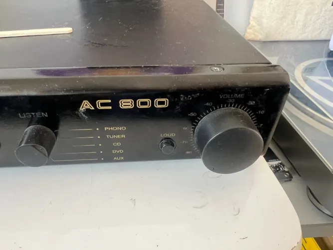 O Amplificador Unic Com Mixer Integrado AC-800