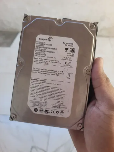 HD Interno Seagate Barracuda 750GB SATA 3.5 para PC / DVR