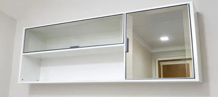 CRISTALEIRA MDF