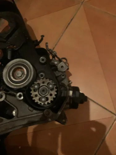 Bomba de alta amarok 