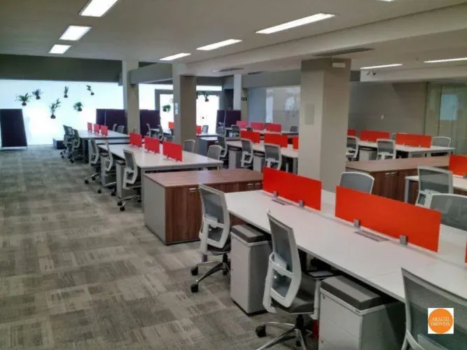 LOJA / ANDAR CORRIDO PARA LOCAÇÃO  758 M²  EXCELENTE PONTO COMERCIAL