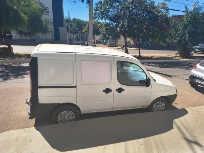 Fiat Doblo Cargo 1.8 MPI Fire Flex 8v/16v 4P 2009