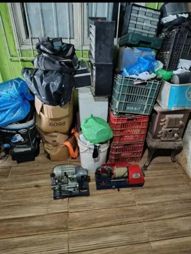 Vendo chaveiro com todos os equipamentos