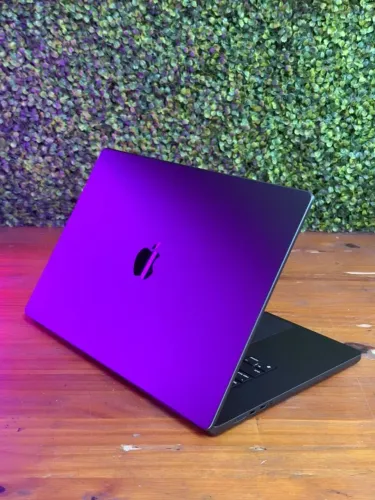 Macbook 16" M4 PRO - 24GB RAM