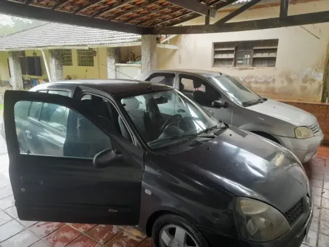 Renault Clio SED RT/ Privilège/ Botic 1.6 16V 4P 2003