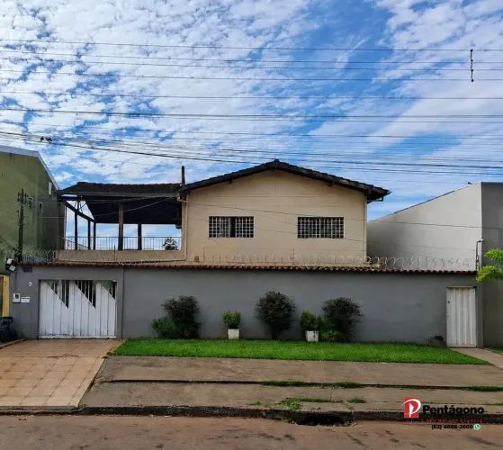 Sobrado 3 quartos no Bairro Sao Francisco