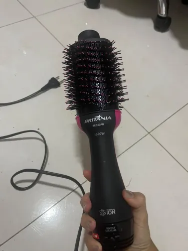 Escova Secadora Britânia BEC02PR (1300W Bivolt)
