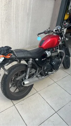 Busco troca em outra moto de alta cc