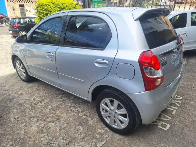 Toyota Etios XLS 1.5 Flex 16V 5P Mec. 2017