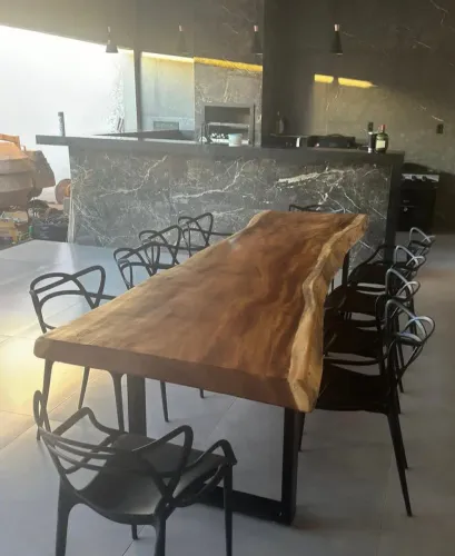 Mesa prancha madeira jatobá trabalhada