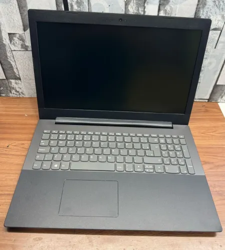 Notebook Lenovo IdeaPad Core 3, 7a Geração, 8Gb de Ram DDR4
