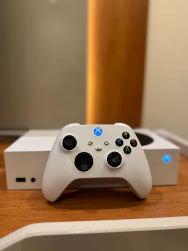 Xbox Series S 512 GB - Branco e Muito Novo