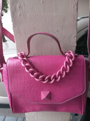 Bolsa/carteira e cintos
