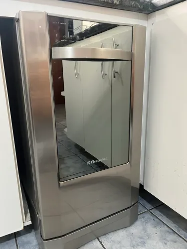 Vendo lava louças Electrolux 10 serviços