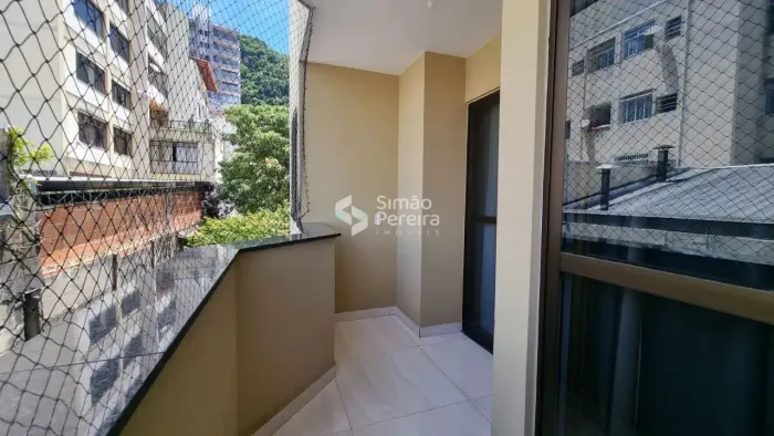 Oportunidade no bairro Santa Helena!! Apartamento totalmente mobiliado, 2 quartos (suite) 