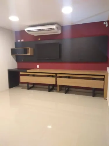 Vendo bancada com mesa ideal para escritório e coworking