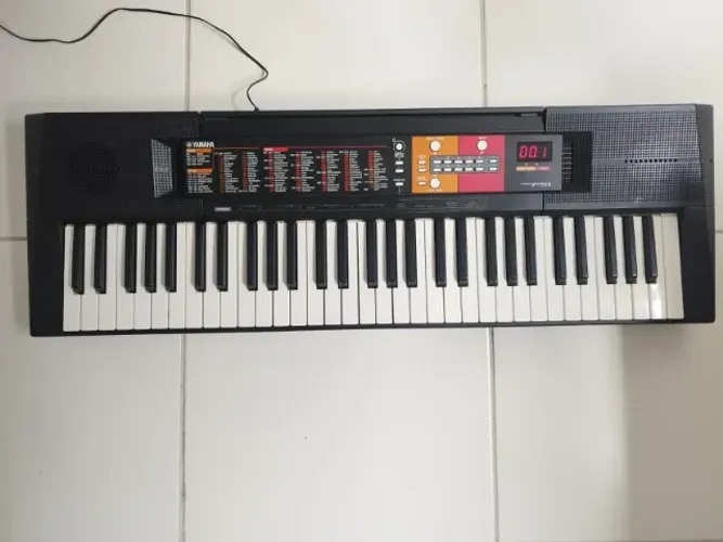 Teclado Yamaha PSR-F51 + Fonte Original Yamaha PA-130B