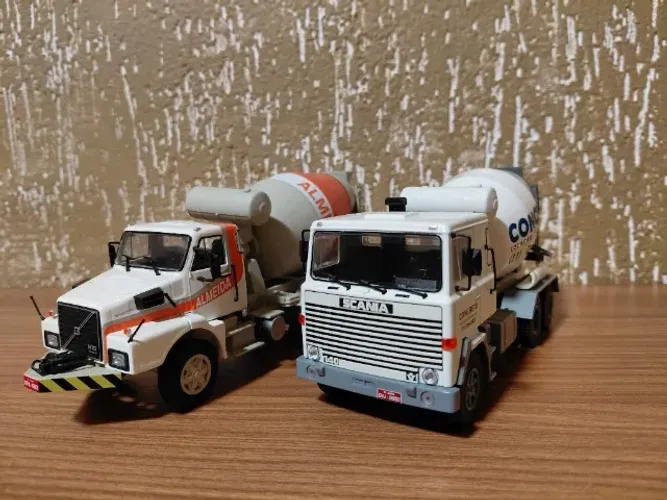 Miniaturas de Caminhões Antigos Brasileiros