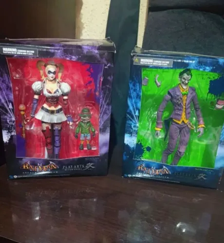 Batman arkhan joker e harley quinn figure