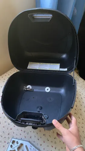 BAÚ GIVI 30 L PARA MOTO 