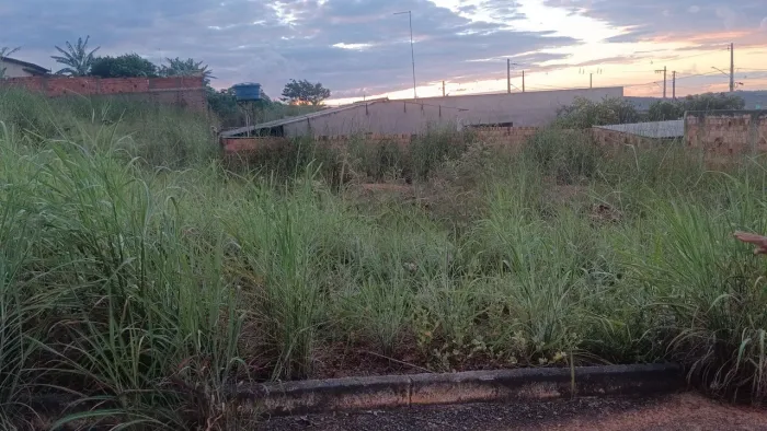 Terreno 211 m² no Jardim América III - oportunidade