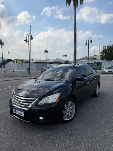 Nissan Sentra SL 2.0/ 2.0 Flex Fuel 16V Aut. 2014
