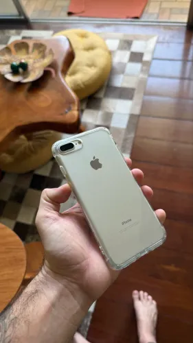 iphone 7 Plus 128G cinza com saúde da bateria 84%