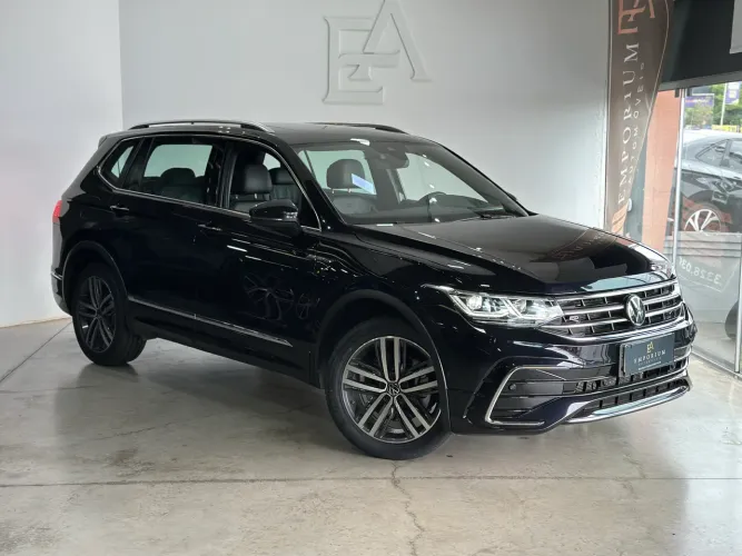 Volkswagen Tiguan Allspac R-line 300 TSI 2.0 2024