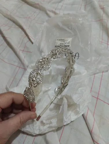 Tiara pra noiva ou 15 anos.