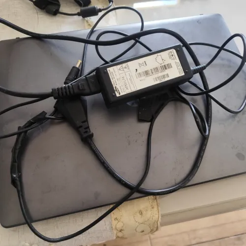 Vende- se um notebook positivo 