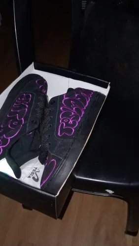 Tesla Black purple 