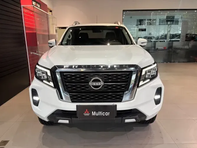 Nissan Frontier XE CD 4X4 2.3 Bi-TB Diesel Aut. 2024