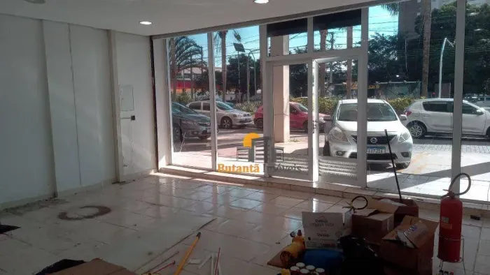 Loja próxima a Chácara do Jóquei / Assaí