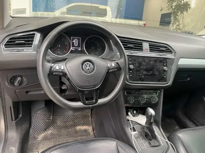 Volkswagen Tiguan Allspac 250 TSI 1.4 Flex 2020