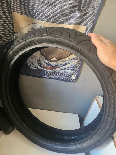 Pneu 110/70 r17 54H NUNCA USADO