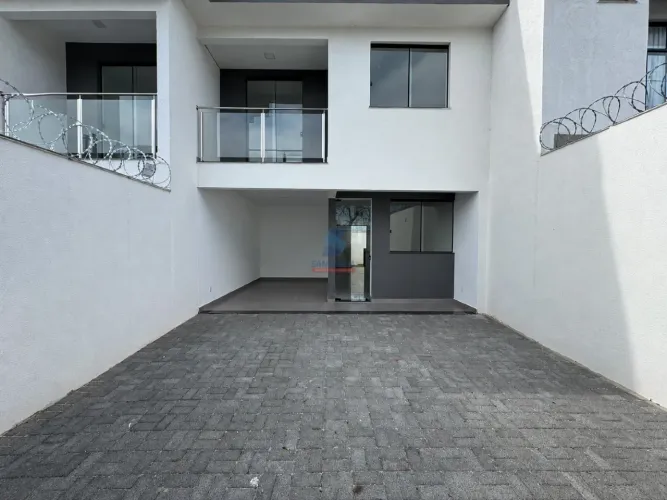 Casa para aluguel, 3 quartos, 1 suíte, 3 vagas, Três Barras - Contagem/MG