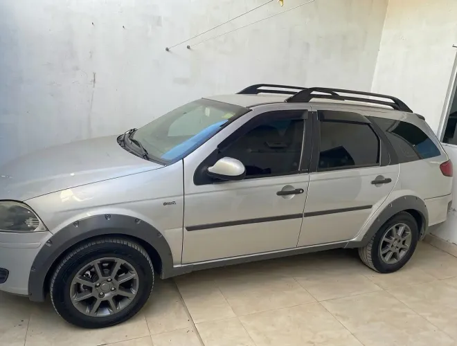 Fiat Palio Weekend Trekking 1.6 Flex 16V 5P 2012