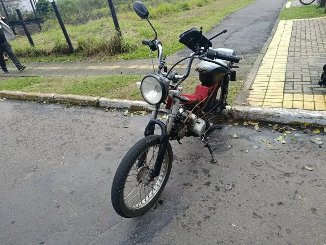 A venda mobilete 49cc
