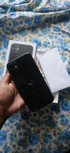 VENDA URGENTE IPHONE 11 64GB