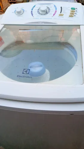 Máquina de lavar roupa Electrolux 12kg