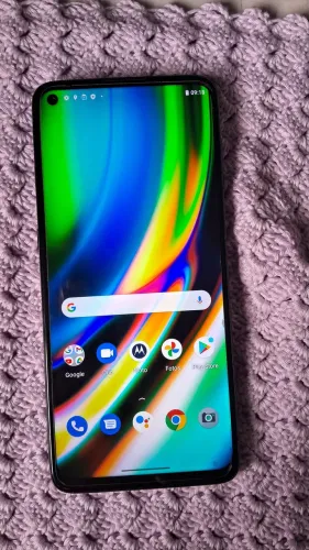 Moto g9 plus usado /aberto a negociação o preço 
