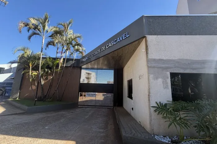 "Viva no Recanto Tropical: Seu Novo Lar em Cascavel"