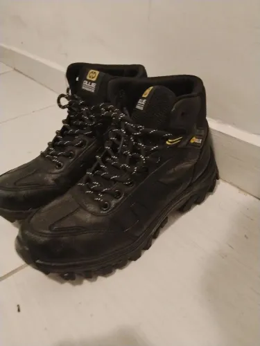 |Bota/Coturno  Para trilha/trabalho bem estilosa