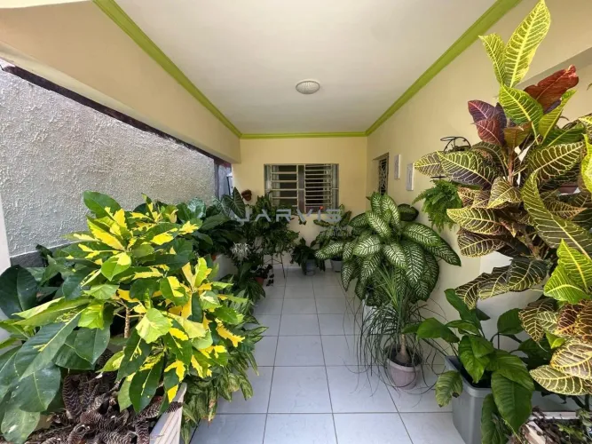 Vendo casa na santa lucia, tres quartos com suite - R$320.000,00