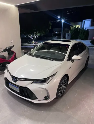 Toyota Corolla Altis Prem. Hybrid 1.8 Flex AUT 2020