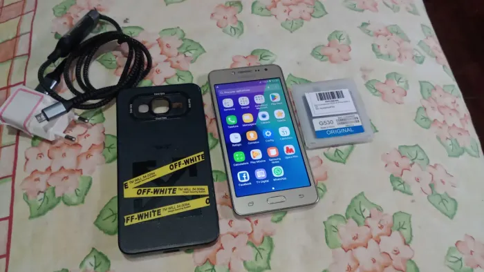 Celular Samsung Galaxy J2 Prime.