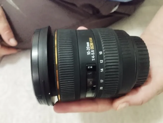 Lente Canon 10x20 grande angular 