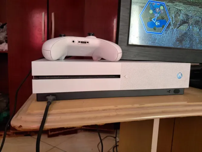 Xbox One S 1TB