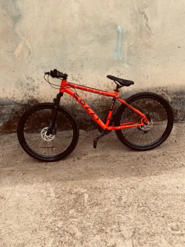 Bicicleta Aro26 colli siena usada poucas vezes com tds as peças originais